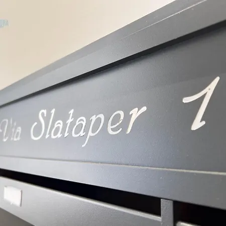 Slataper 11 Tirabora Short Rent, Con Parcheggio Privato Trieste